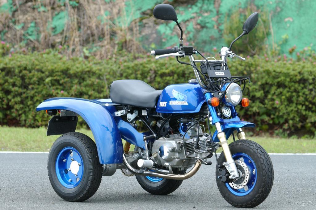 最新50cc かっこいい 3 三輪 バイク 全イラスト集