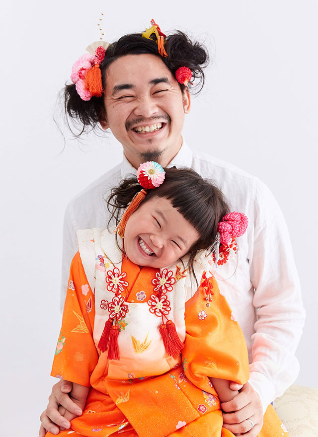 ２年かけて娘と同じ髪型にした父親 七五三の写真に 見ているだけで