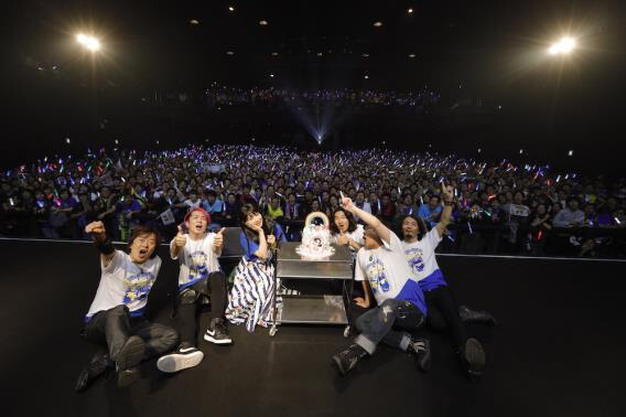 茅原実里 声優デビュー15周年記念ライブレポート公開 サンタ カンパニー主題歌 Christmas ニコニコニュース