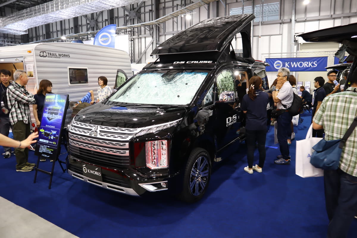 日本で本格的キャンピングカーが欧米ほど普及しない理由と対策