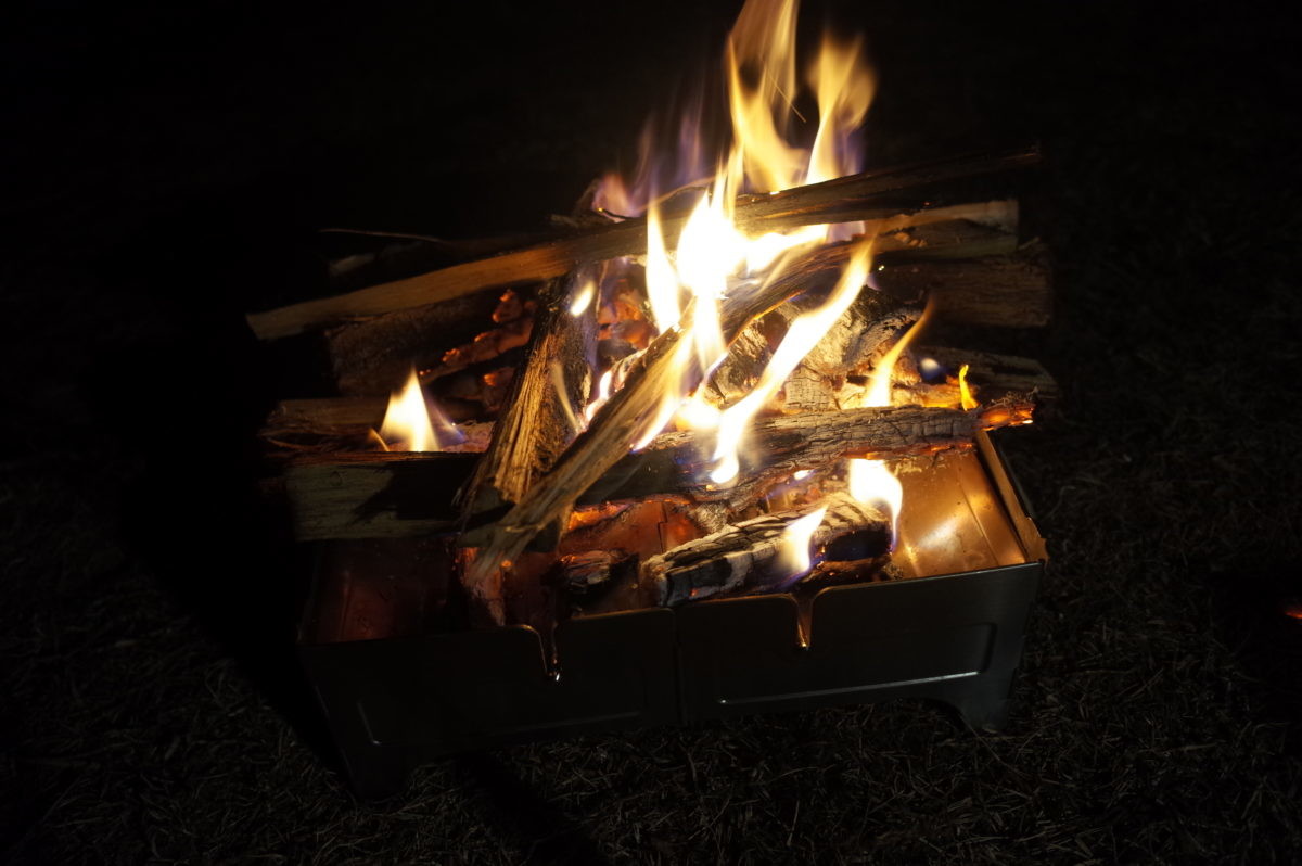 ↑火がつけばしっかり火が回った