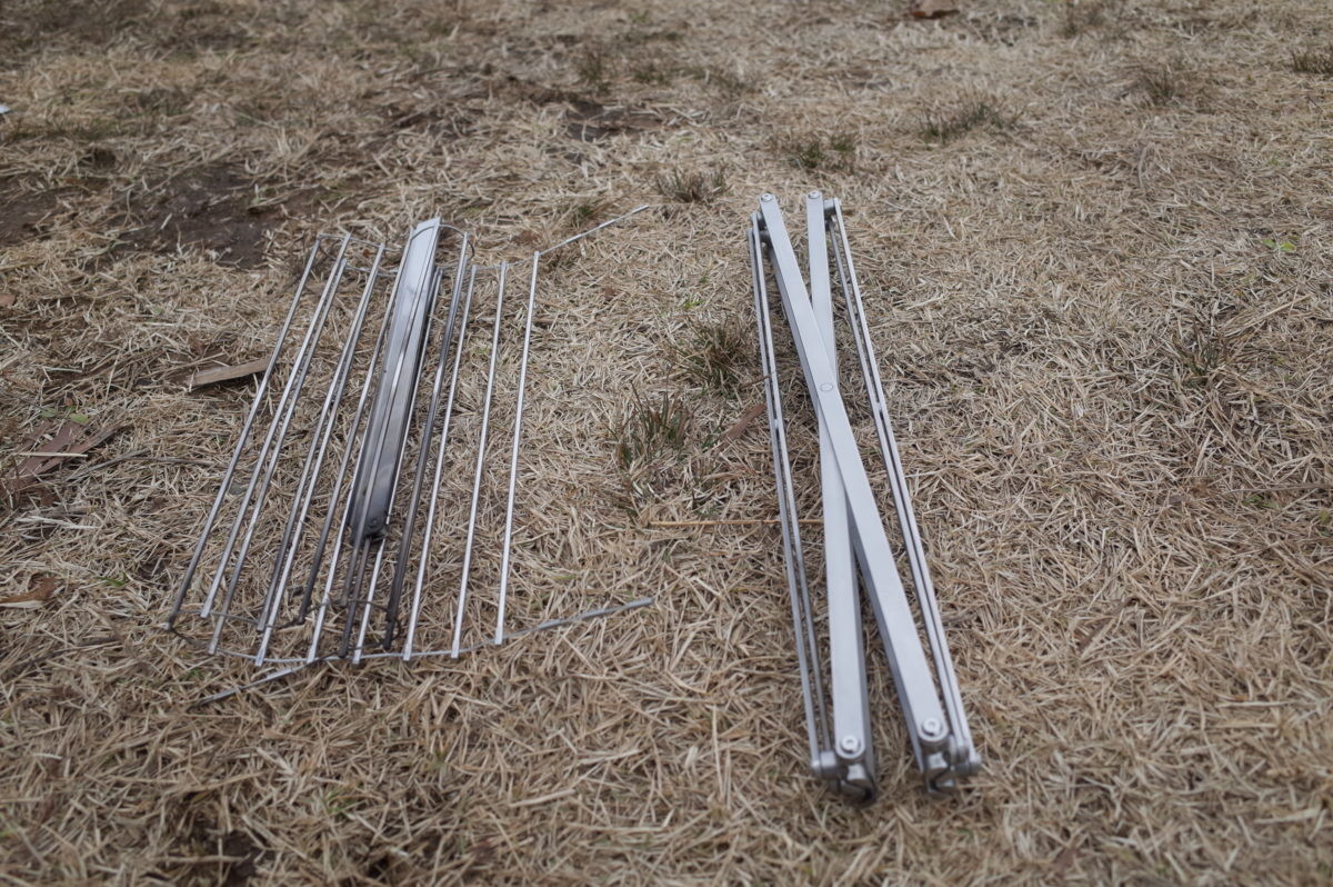 ↑グリル本体は２つの部品を組み合わせるだけ