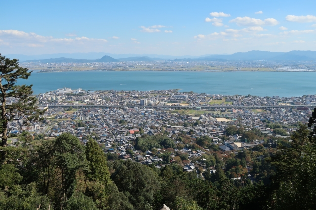 日本三大湖 琵琶湖の次に大きい湖はどこ 水深や貯水量のtop3もご紹介