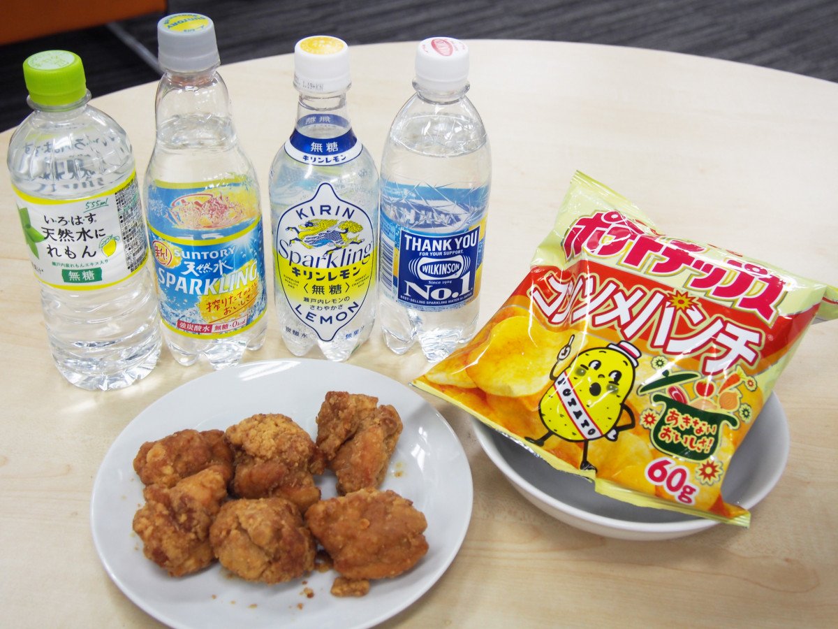 同じ無糖レモン飲料でもキャラが違う ポテトチップス から揚げとの相性を比べてみた ニコニコニュース