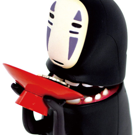 千と千尋の神隠し』カオナシがお金を食べる貯金箱が登場!食べ