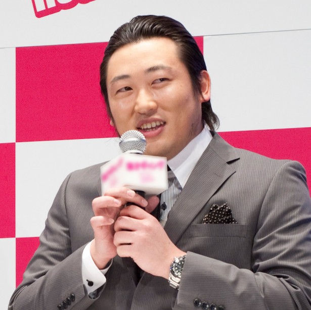 熟女好きロバート秋山 泉里香さんは 僕らからしたらまだ受精卵 ニコニコニュース
