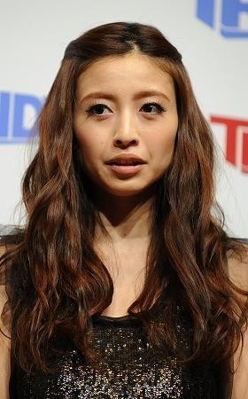 モテ女 片瀬那奈 沢尻エリカとのダブルデート報道をいじられるも余裕の発言 ニコニコニュース