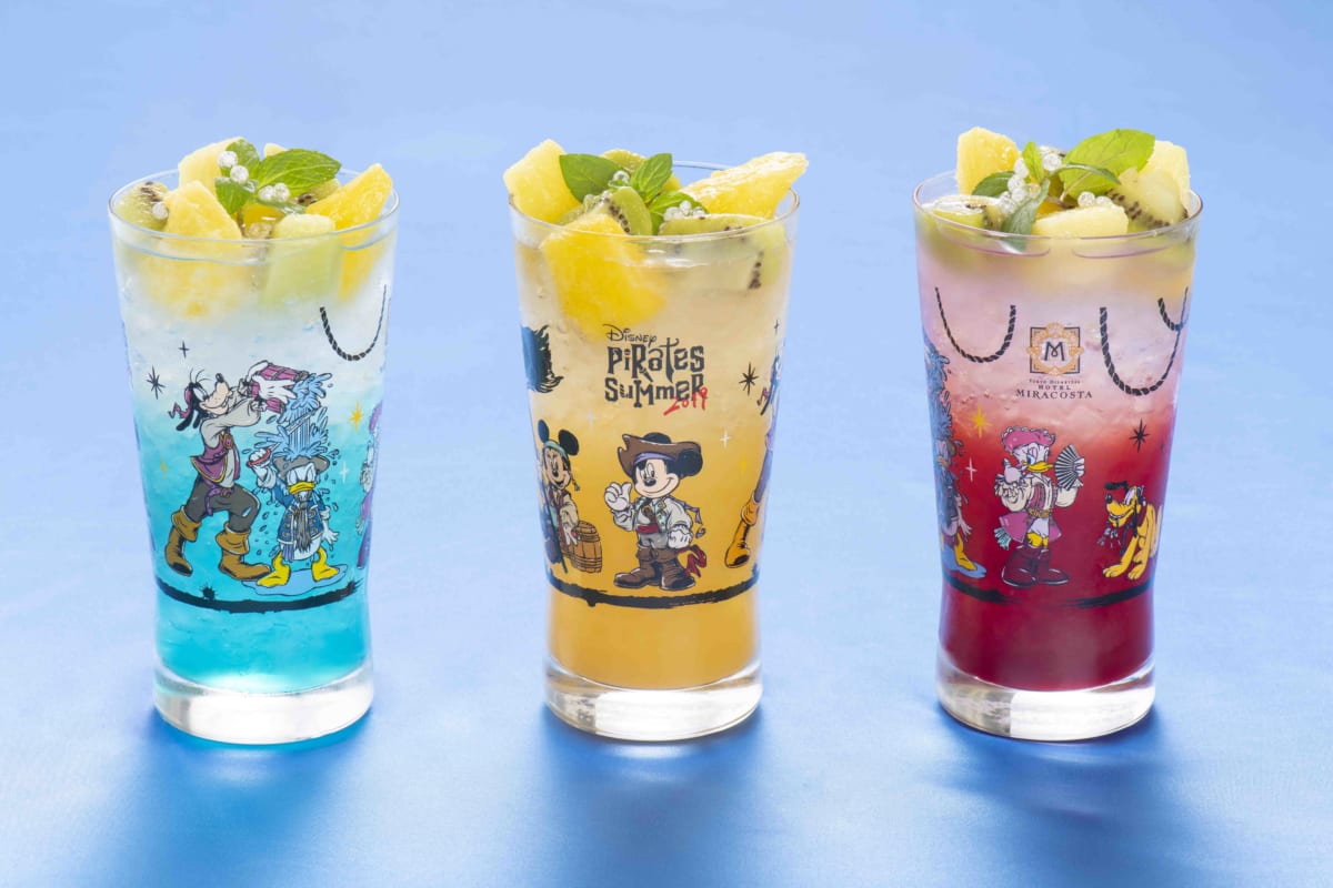 海賊に扮したミッキーたちのコレクタブルグラスも登場 東京ディズニー