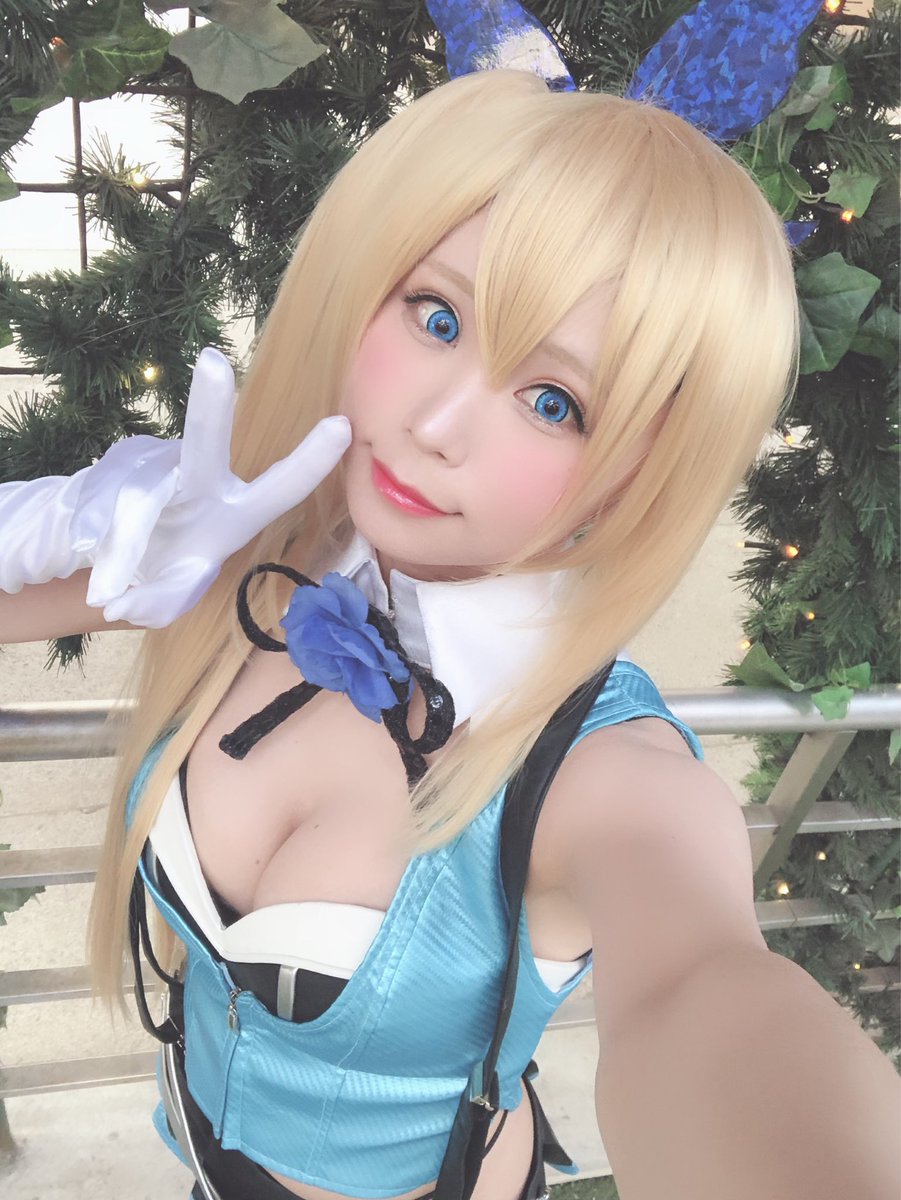 本家もリスペクト 人気コスプレイヤー 五木あきら 超キュートなバーチャルyoutuber ミライアカリ コスプレで海 ニコニコニュース