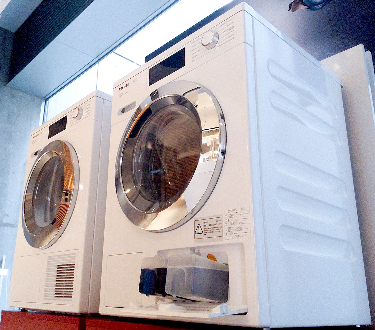 洗濯物を絶対殺菌するマシン。ミーレの洗濯機「W1」が熱い（物理的に） | ニコニコニュース