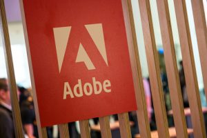 アドビ、ベネズエラの全アカウントを無効に。そこから考えるクラウド時代のリスク
