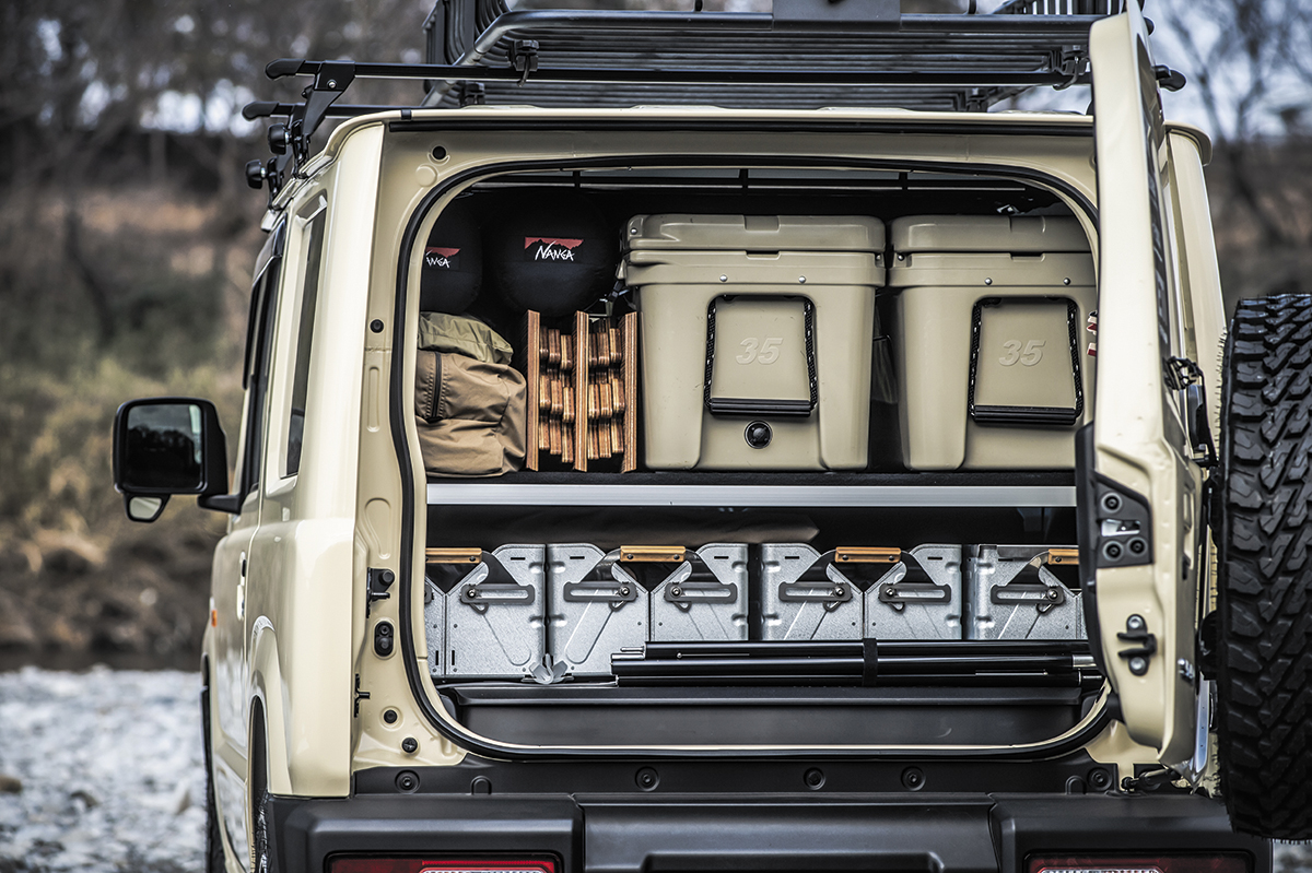 荷崩れ防止 はもちろん 積む順序 も勝敗を分ける クルマでキャンプに行くときの本当に正しい道具の積載方法とは Campですよ